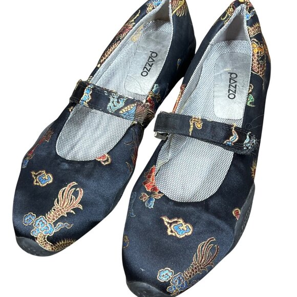 PAZZO Shoes - PAZZO Embroidered Mary Jane Flats Black US 8.5 EU 39 EUC